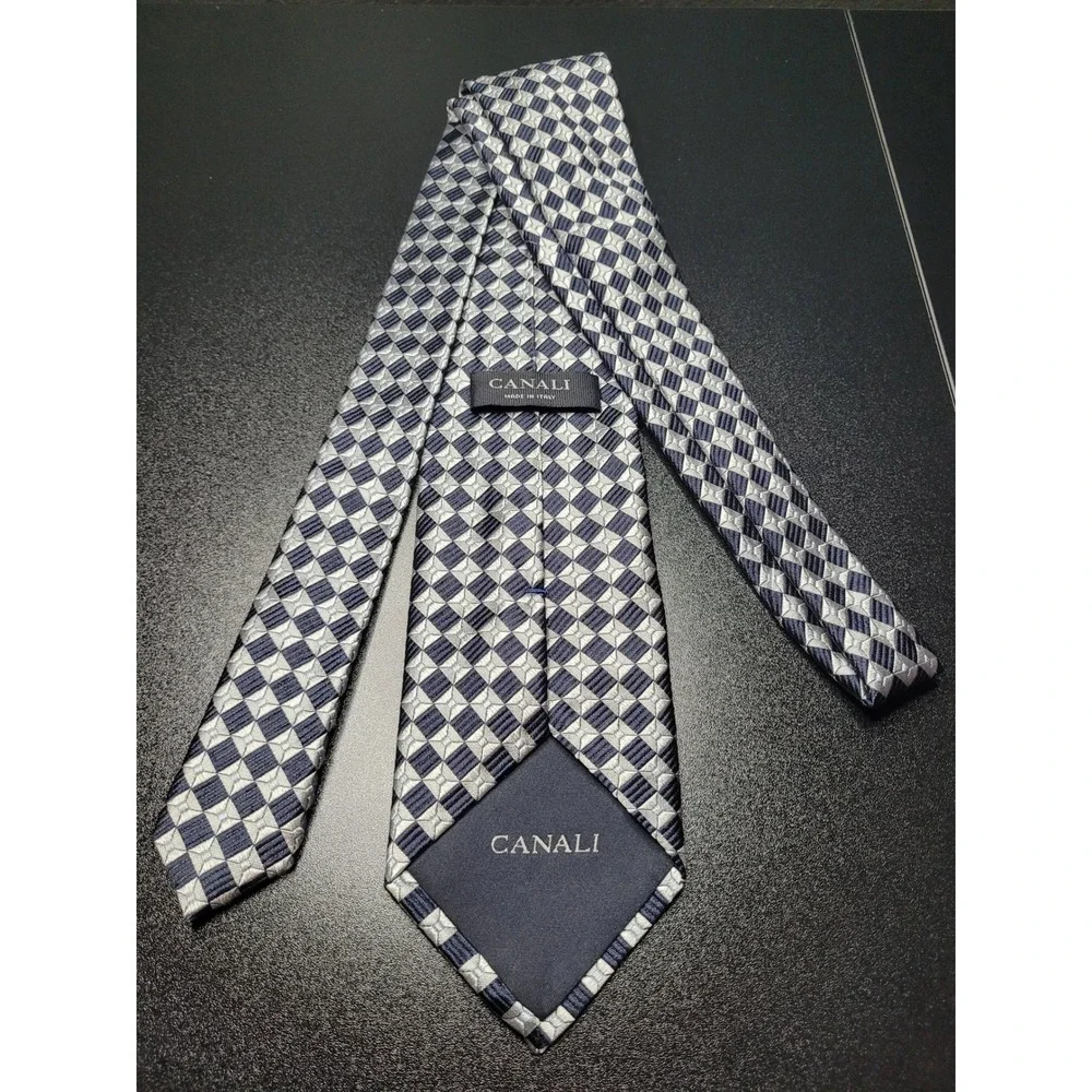 Canali Men's Necktie Navy Blue Silver Geometric Silk 3.25